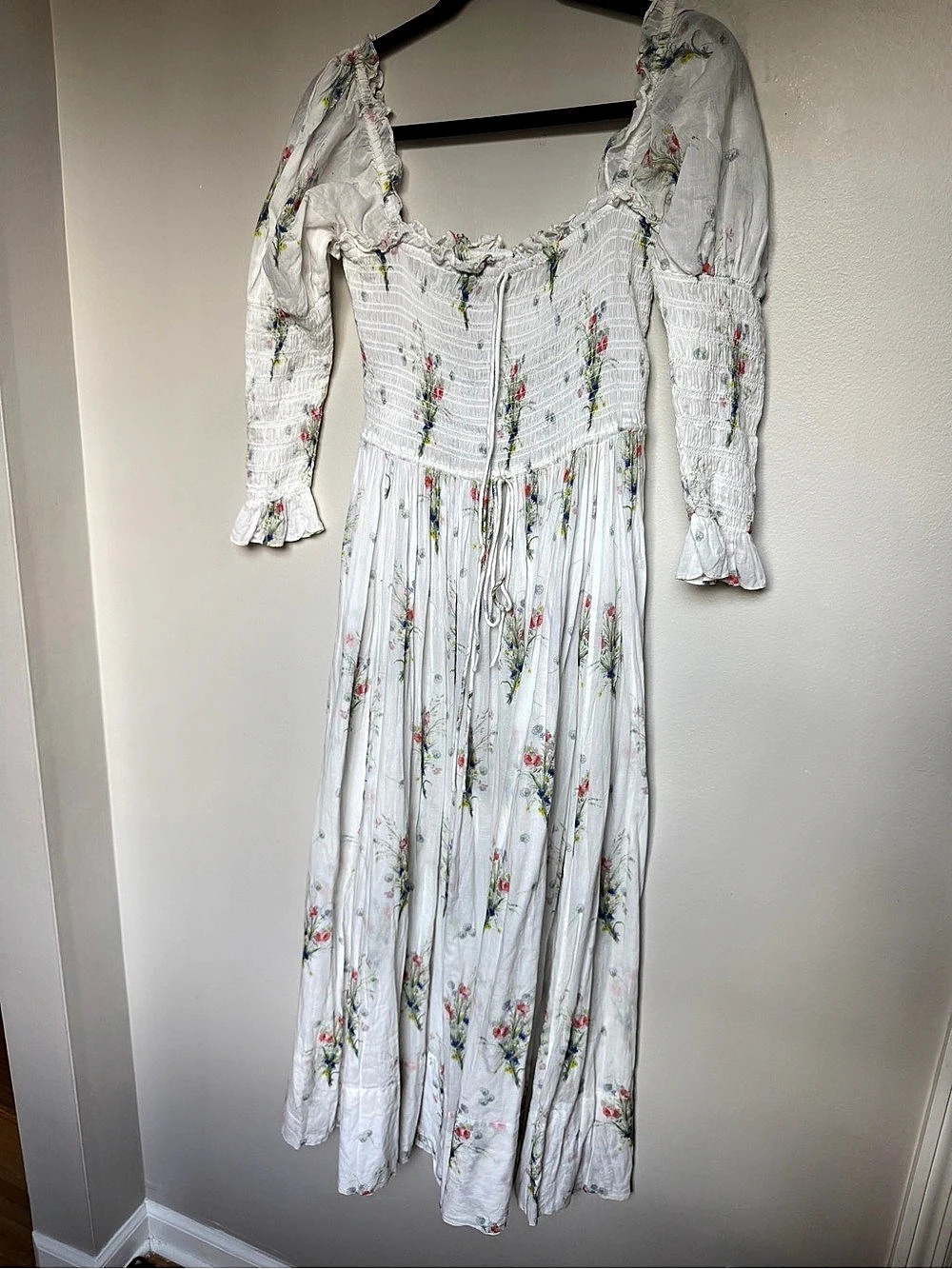 Dôen Ischia Painted Bouquet Floral Smocked Maxi Dress White & Multicolor Medium
